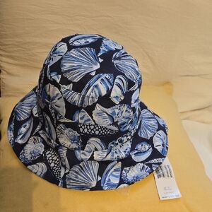 Vera Bradley Blue and White Seashell Bucket Hat